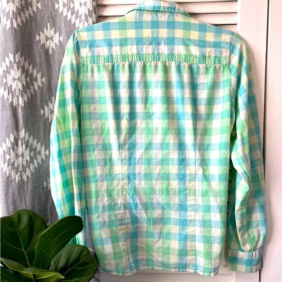 North Face button up - Picture 3 of 3